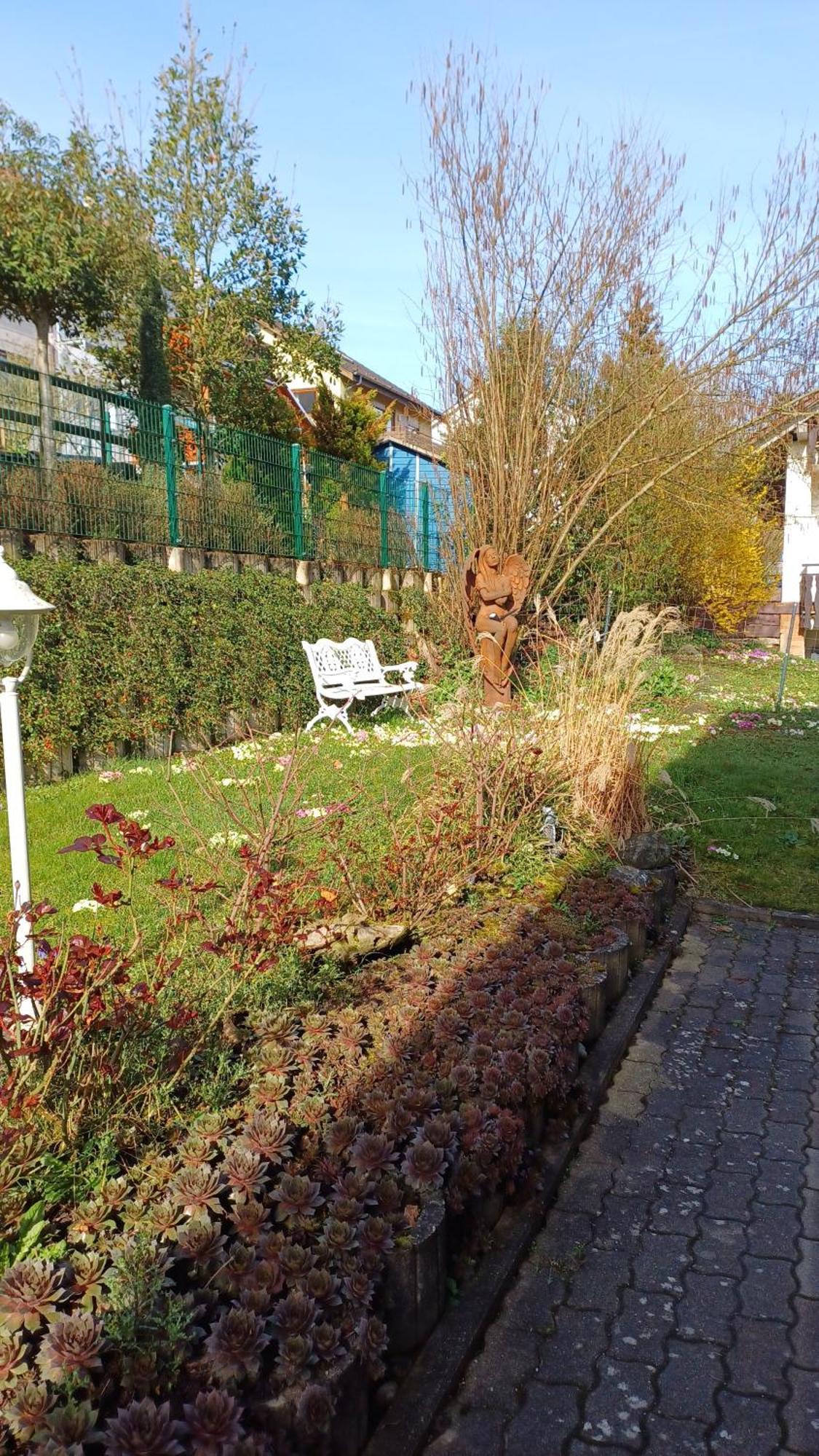 Helle Schoene Dachgeschosswohnung Mit Balkon Stockach Kültér fotó