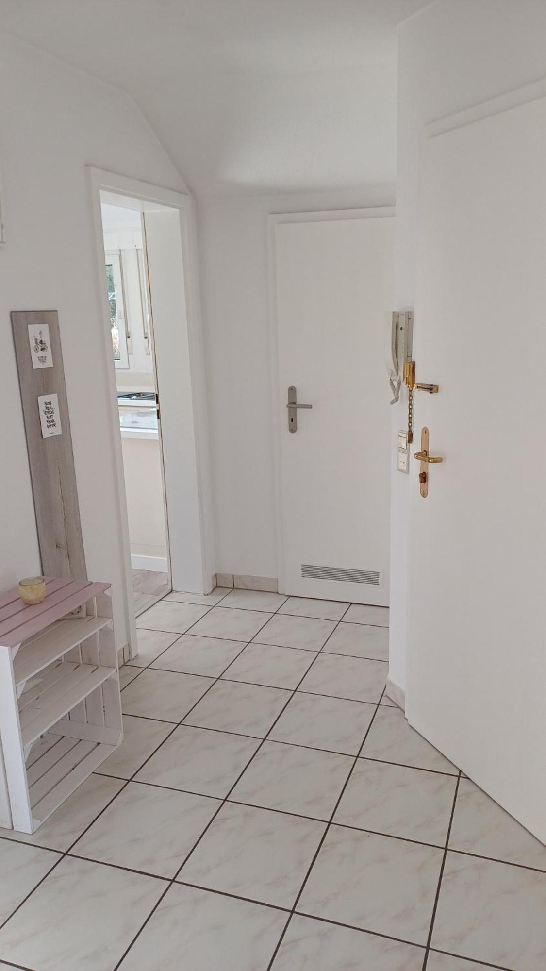 Helle Schoene Dachgeschosswohnung Mit Balkon Stockach Kültér fotó