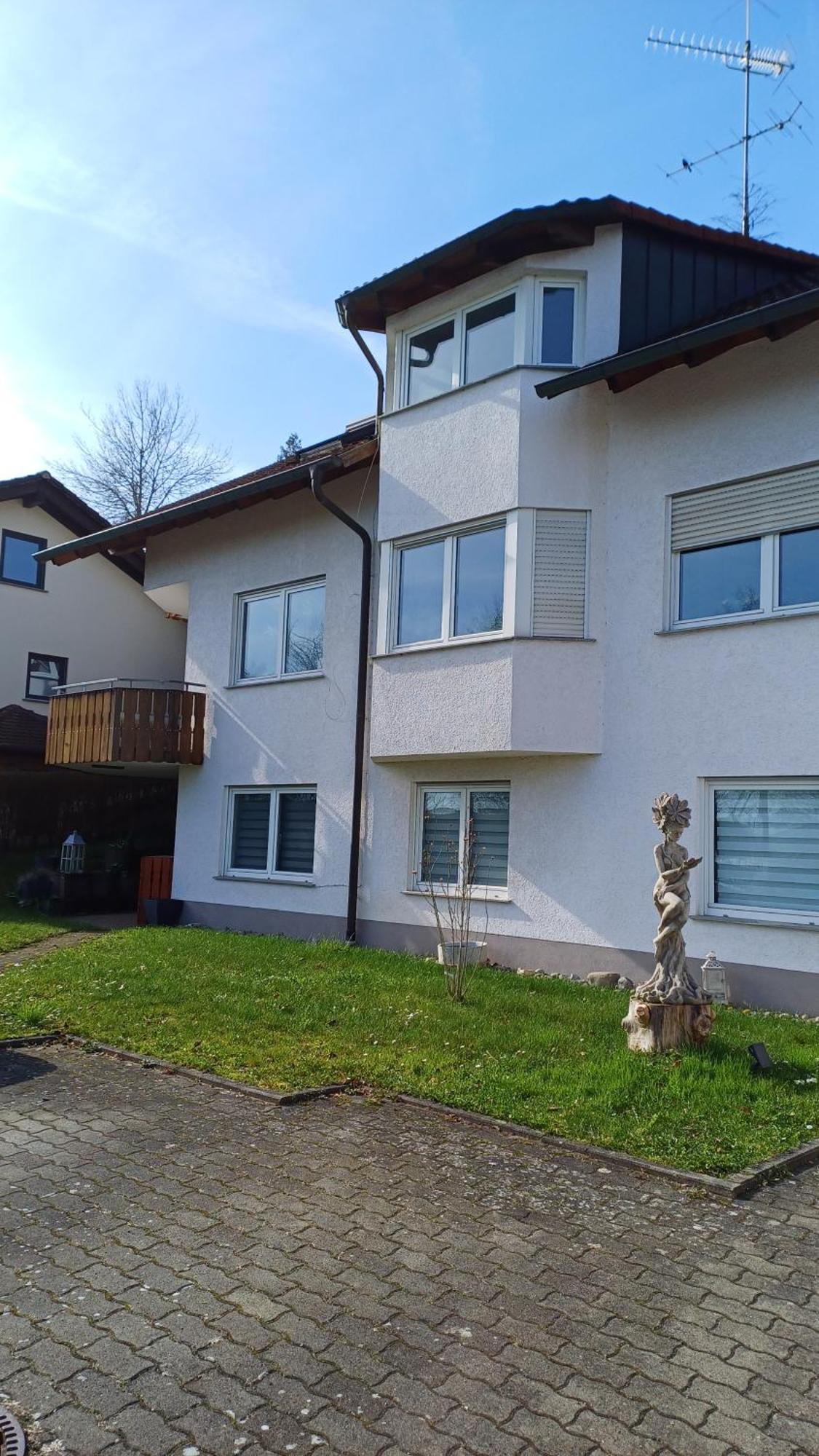 Helle Schoene Dachgeschosswohnung Mit Balkon Stockach Kültér fotó